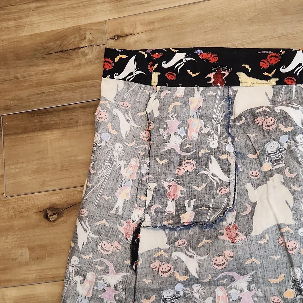 Handmade Nightmare Before Christmas themed skirt plus sized see measurements - Picture 6 of 9